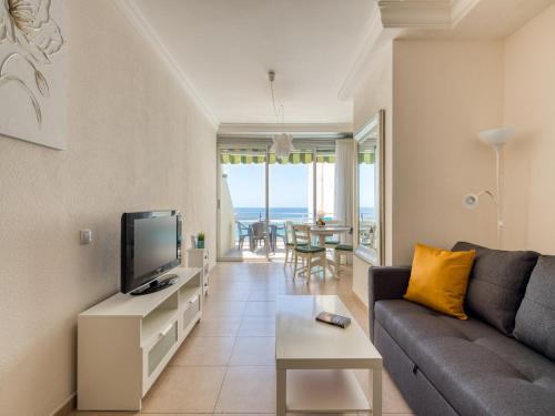 Beachfront House in Las Palmas with Sea Views