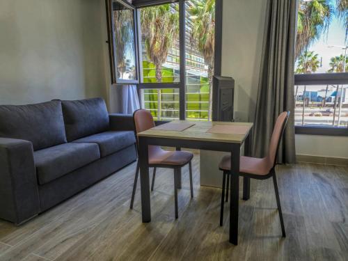 Apartment in Las Palmas by Las Canteras Beach