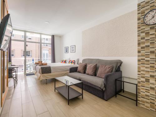 Apartment by Playa de Las Canteras Beach
