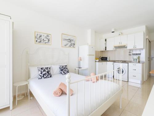 House on Playa de Las Canteras with Sea Views