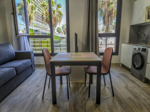 Apartment by Playa de Las Canteras Beach