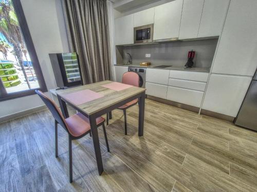 Apartment by Playa de Las Canteras Beach