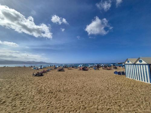Apartment by Playa de Las Canteras Beach