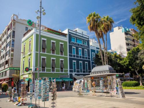 Apartment in Las Palmas by Las Canteras Beach