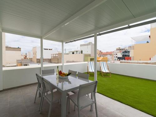 Apartment in Las Palmas near Las Canteras Beach