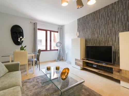 Apartment in Las Palmas near Playa de Las Canteras