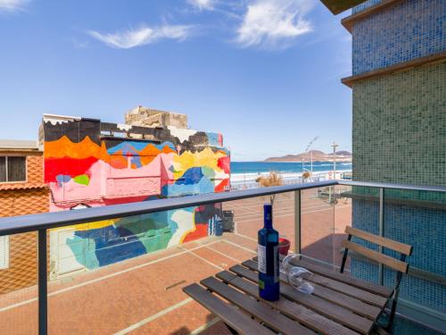 Seafront Apartment in Las Palmas by Playa Canteras