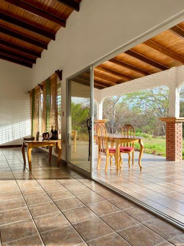Imagen de la galería de Casa Tulipan, en Guayabos