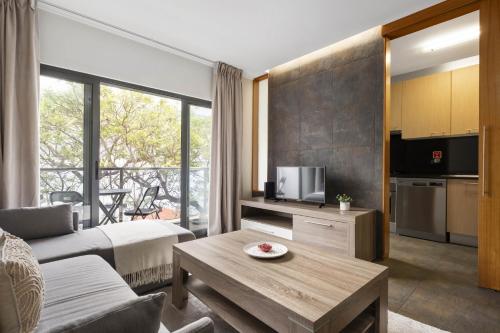 Urban Stay 3A by Homie