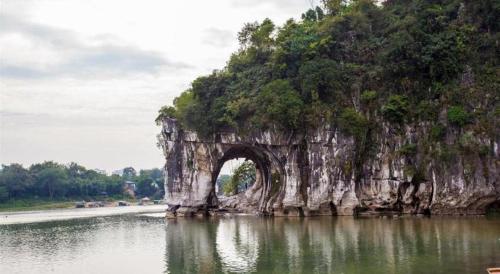 Paesaggio naturale nelle vicinanze dell'hotel