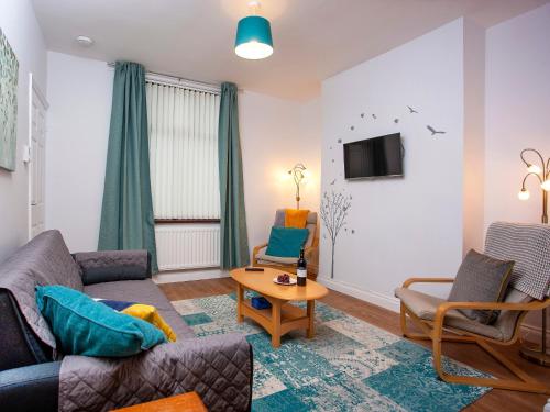 Et tv og/eller underholdning på Freville Cottage