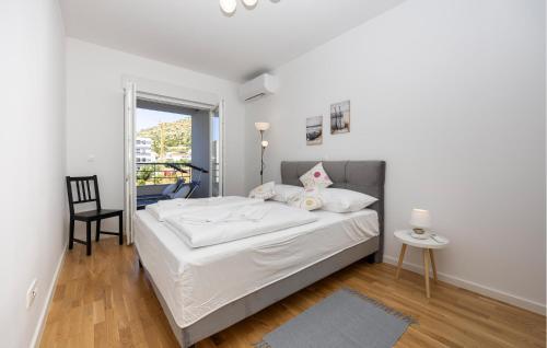 2 Bedroom Awesome Apartment In Seget Donji