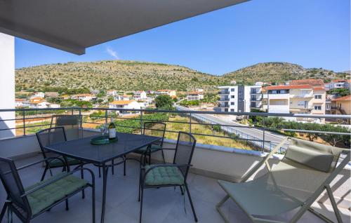 Awesome Apartment In Seget Donji
