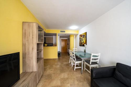 Flores de Fenals Apartments