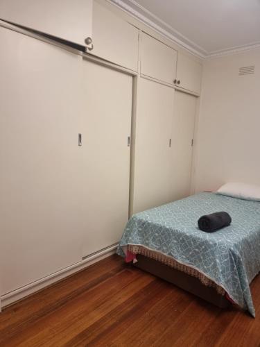 Φωτογραφία από το άλμπουμ του Private and big room with 2 beds Balwyn North σε Balwyn North