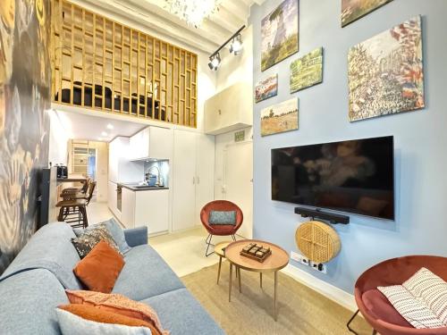 Impressionnists in Le Marais - Sauna & AC