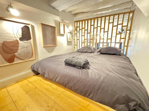 Impressionnists in Le Marais - Sauna & AC