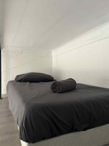 Juan Les Pins Centre, 3-person studio with mezzanine photo 3