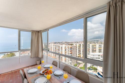 Andalusian Style 3 Bd Apartment with Sea Views in Central Benalmadena