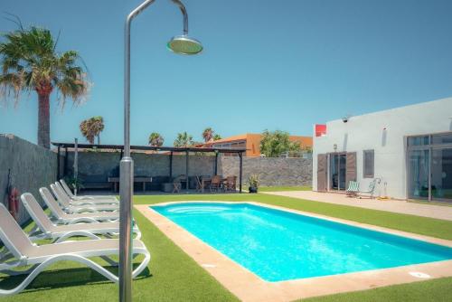 The swimming pool at or close to Villa Molly88