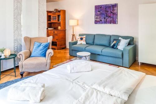 Χώρος καθιστικού στο Spacestays Flat for 6 TV WIFI