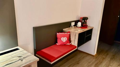 Kuchyň nebo kuchyňský kout v ubytování Hotel Am Rupertuspark