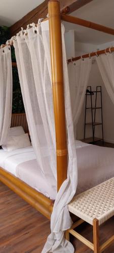 Postel nebo postele na pokoji v ubytování Cottages Occitans
