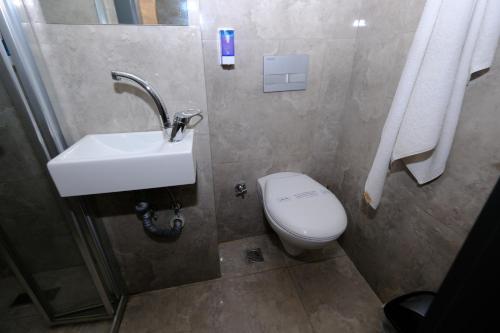 Bagno di M-ODA OTEL