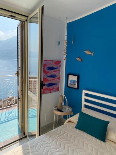 Postel nebo postele na pokoji v ubytování Chianalea Guesthouse