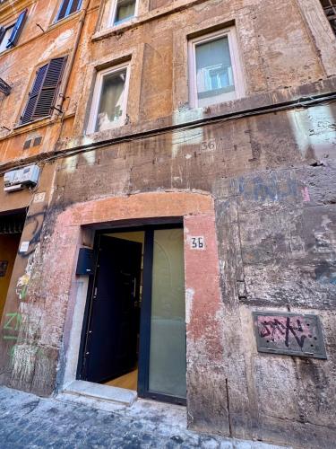 Scala 36, Trastevere, Rome