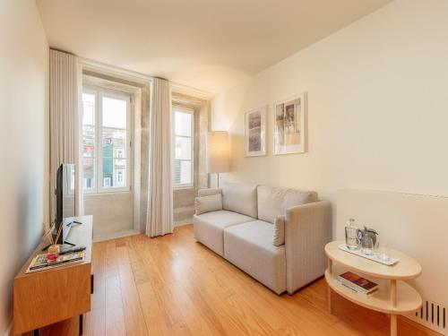 Apartment in Porto with balcony