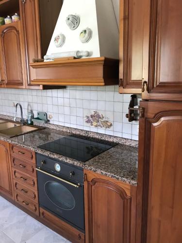 Η κουζίνα ή μικρή κουζίνα στο La casa di Alide