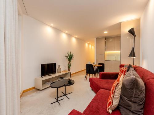 Modern & Cozy apartment, by the beach