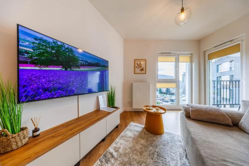 Aurora Premium Apartment- City Centre, Free Parking by StayNest