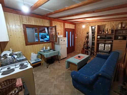 Dapur atau dapur kecil di Vikendica Bella