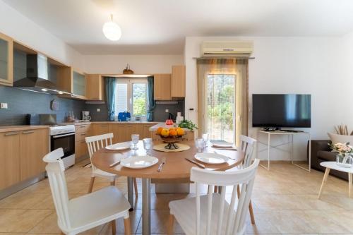 Citrus Garden Home in Fodele