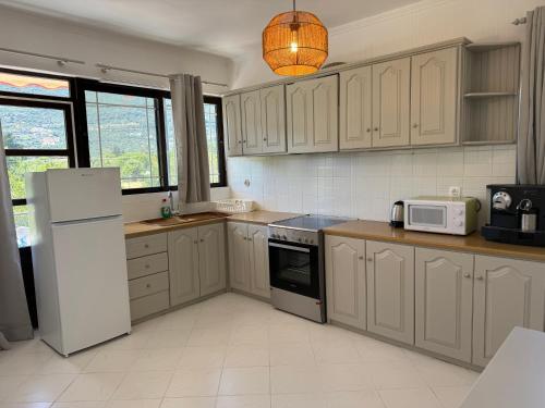 Η κουζίνα ή μικρή κουζίνα στο MountainHouse