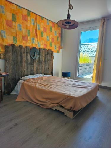 Llit o llits en una habitació de La Châtaigneraie