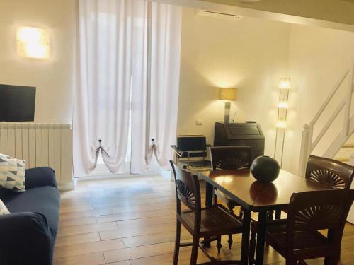 Μια τηλεόραση ή/και κέντρο ψυχαγωγίας στο Le Dimore del Golfo