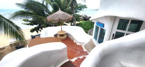 Koupelna v ubytování The Rock Samui Beach Resort