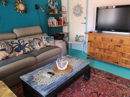 Comfortable apartment righ in Denia centre, near beach & Port ,WIFI
