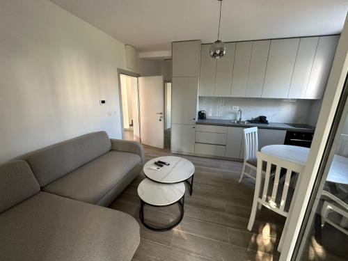 Χώρος καθιστικού στο Apartmani Aki 3