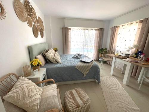 Reel Apartments- Luxury Studio with swimming pool.