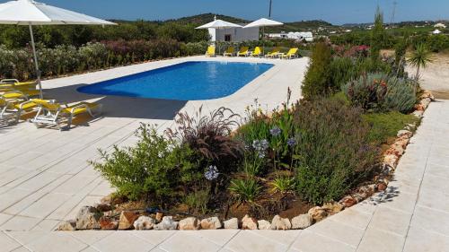 Foto Orange Grove Residence 4