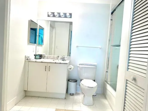 1BR Brickell included Pool, Gym and Free Parking photo 17