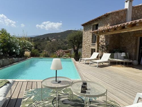 Photo de la galerie de l'établissement La Bergerie de Clia, à Zonza