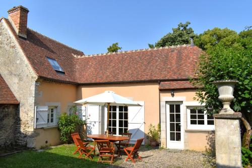 Charmante maison avec jardin et air conditionné au coeur d'un village historique !