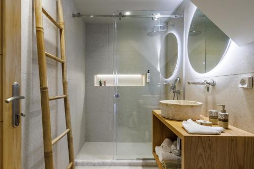 Limnonari Garden room