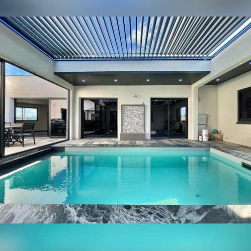 Magnifique villa avec piscine