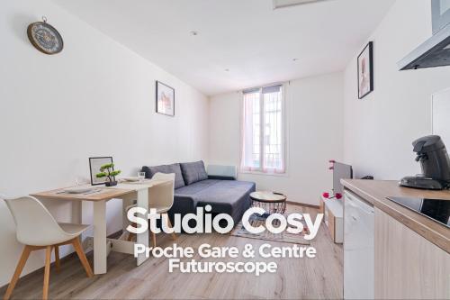Cozy Studio - Near Train Station & Center - Futuroscope 4